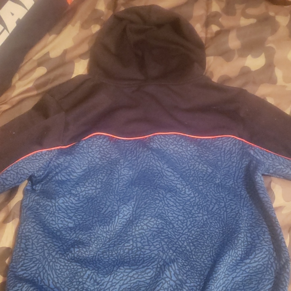 Jordan Jacket - Picture 3 of 4